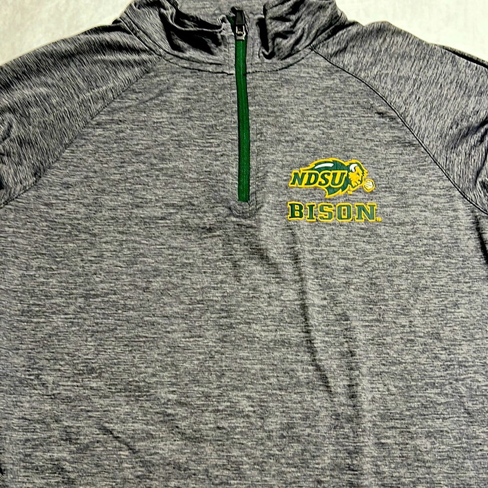 NDSU 1/4 zip. Men S